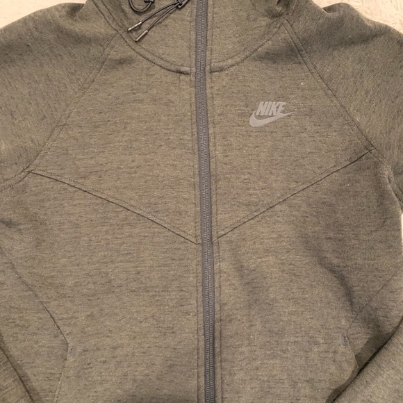 nike jacket olive green